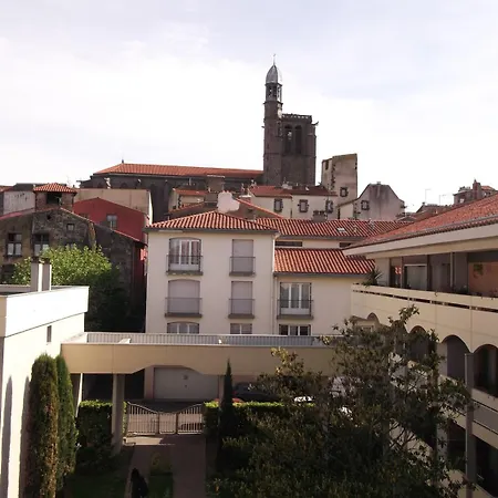 Les Remparts